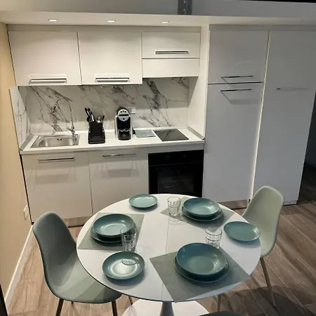 아파트 Luxury Ely 산레모
