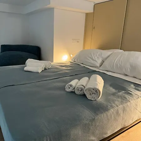 Luxury Ely شقة سانريمو