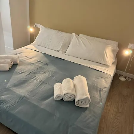 Luxury Ely Апартаменты *